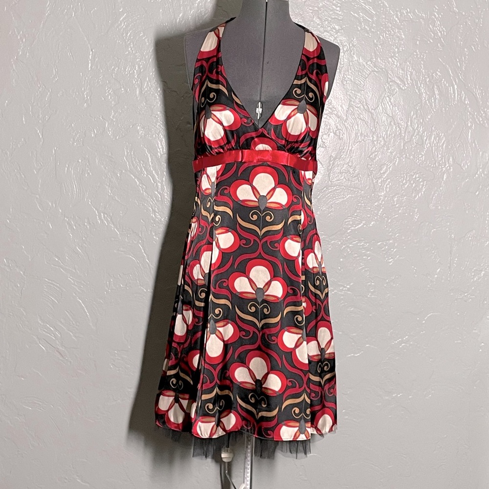 🔥3 for $15 Sale- Satin print halter dress, size 5/6.